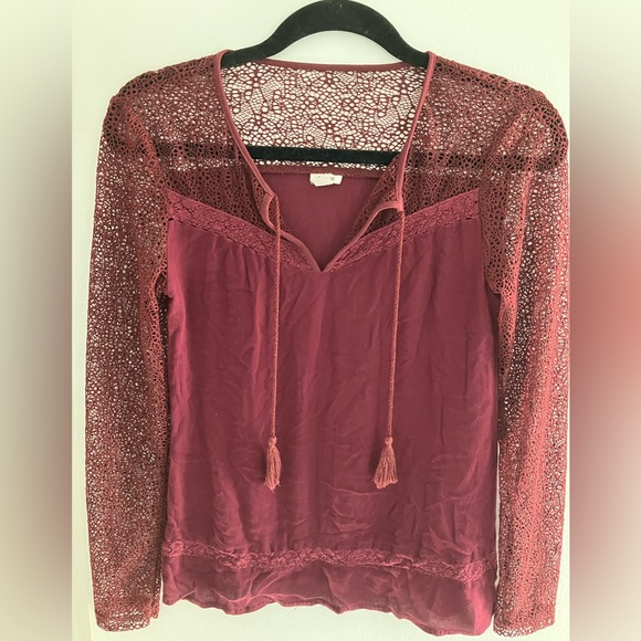 Garage Burgundy Top with Sheer Details Size XS - Picture 2 of 5